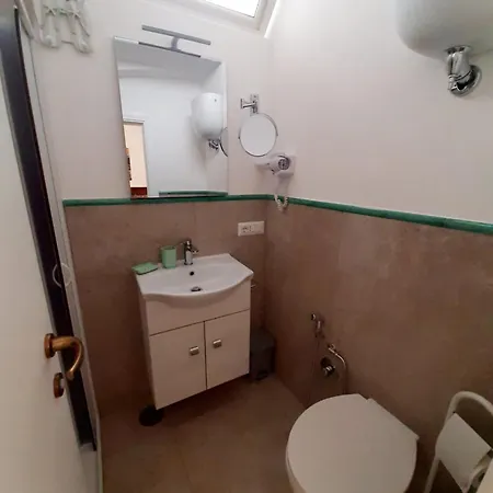 Guest house Visitponza - Le Naiadi Ponza