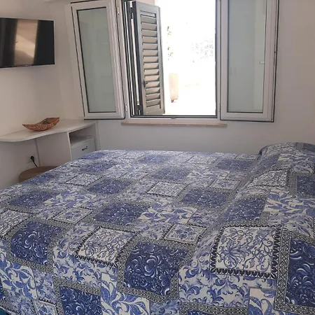 Visitponza - Le Naiadi * Ponza
